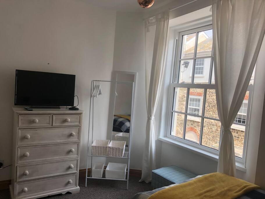 Seaton, Devon, Two Bed Apartment, Just Off The Sea Front. المظهر الخارجي الصورة