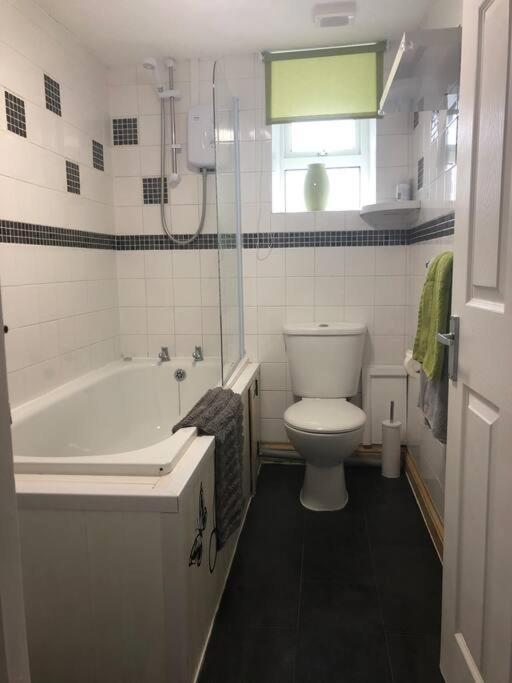 Seaton, Devon, Two Bed Apartment, Just Off The Sea Front. المظهر الخارجي الصورة